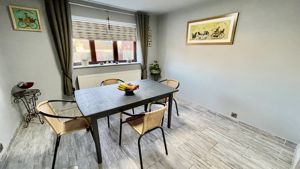 Photo 15- click for photo gallery